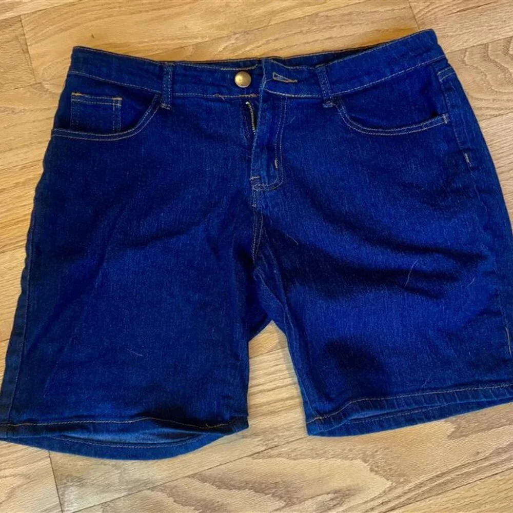 Women’s Denim Shorts Size 14W - Picture 2 of 3
